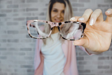 5 tips and tricks for those that wear glasses